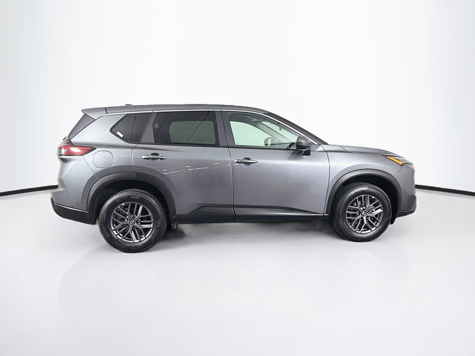 Used 2026 Nissan Rogue SV FWD image 10