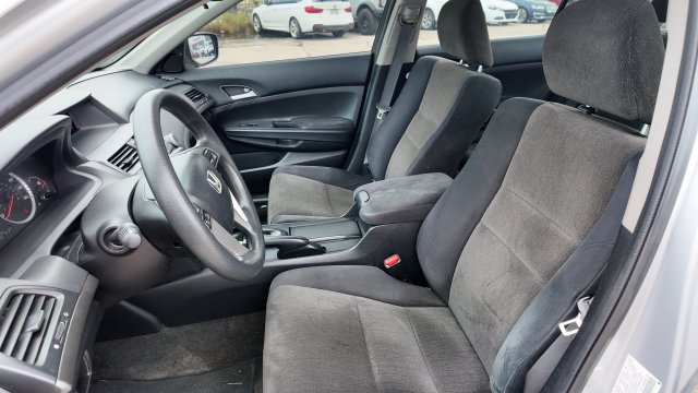 Used 2009 Honda Accord LX image 9
