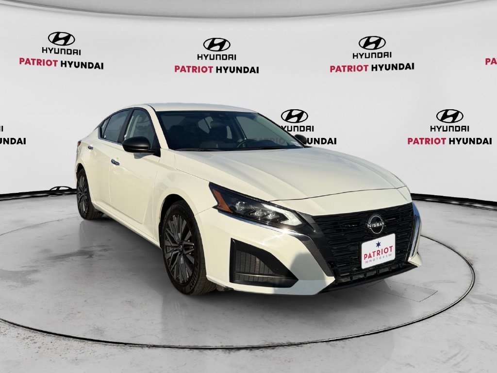 Used 2025 Nissan Altima 2.5 SV FWD 360° Tour