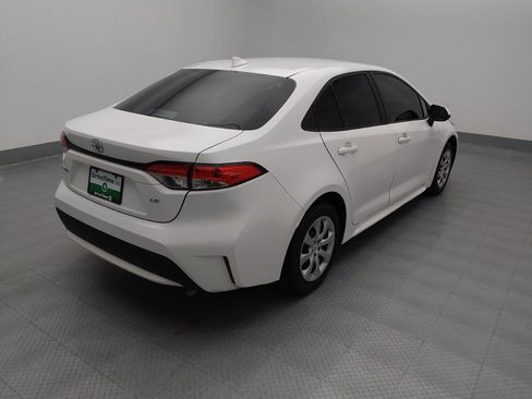 Used 2022 Toyota Corolla LE image 9
