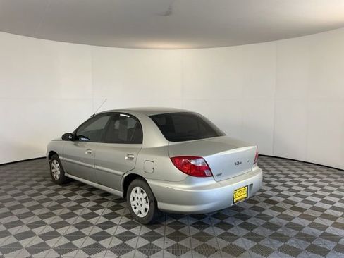 Used 2001 Kia Rio Sedan FWD image 7