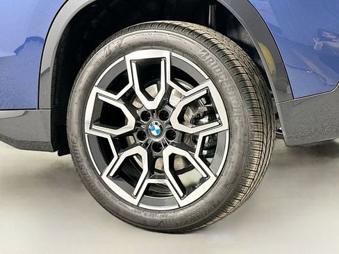 Certified 2025 BMW X1 xDrive28i w/ Premium Package image 21