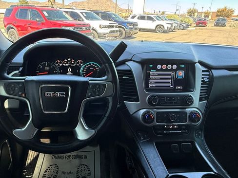 Used 2017 GMC Yukon SLT image 18