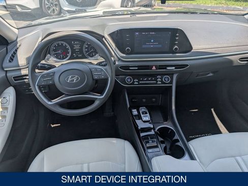 Certified 2022 Hyundai Sonata SEL w/ Preferred Accessory Package FWD image 17