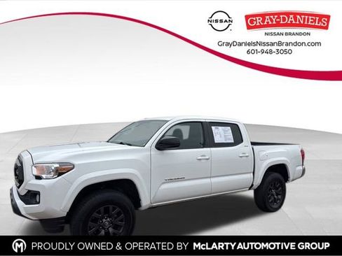 Used 2022 Toyota Tacoma SR5 image 1