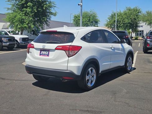 Used 2016 Honda HR-V LX image 5