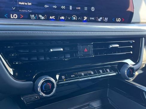 New 2026 Chevrolet Suburban High Country w/ Sun And Tow Package image 31