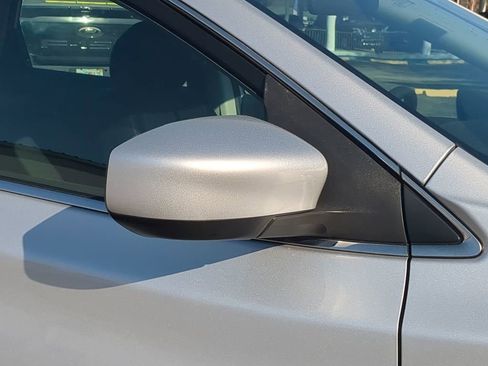 Certified 2019 Nissan Sentra SV image 13