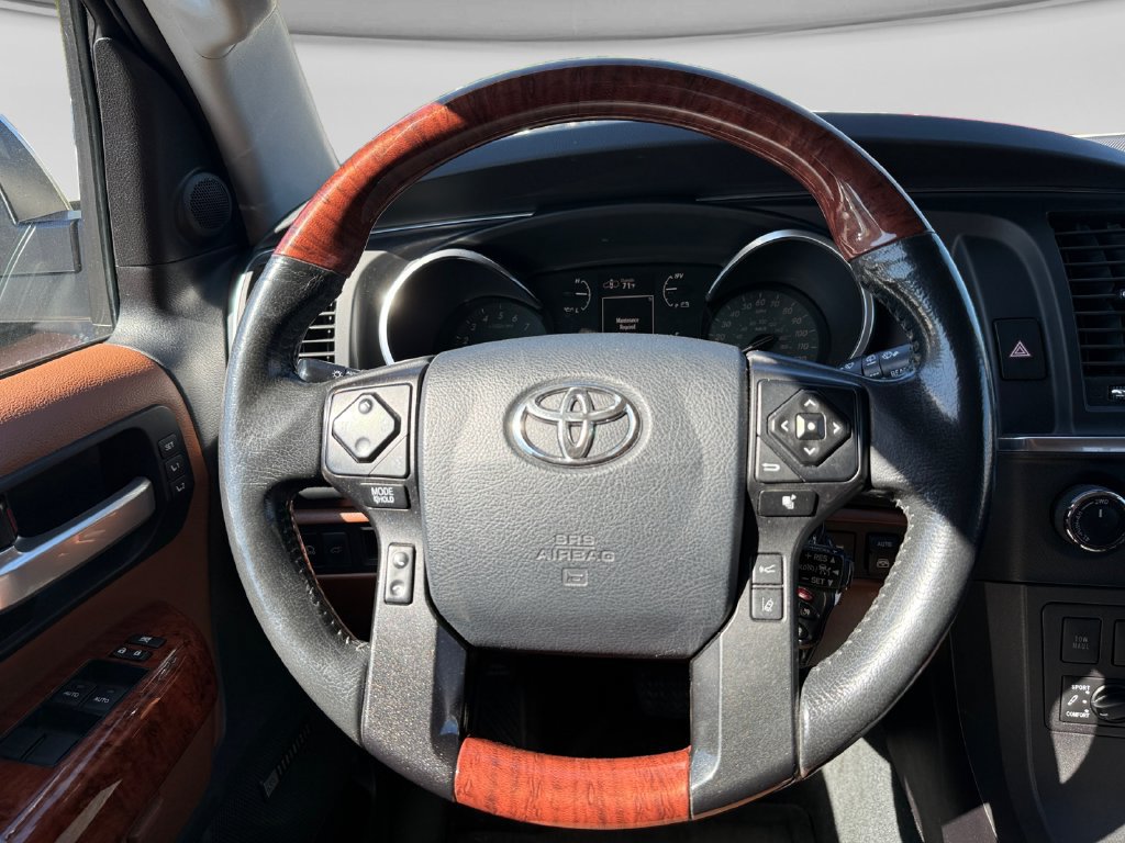 Used 2018 Toyota Sequoia Platinum AWD/4WD image 14