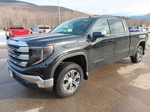 New 2026 GMC Sierra 1500 SLE image 2
