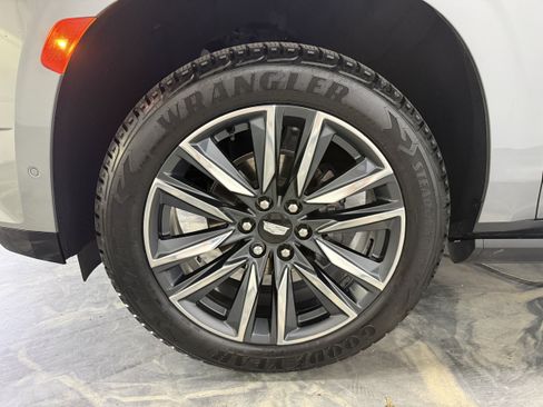 Used 2023 Cadillac Escalade Sport w/ LPO, ONYX Package AWD/4WD image 34