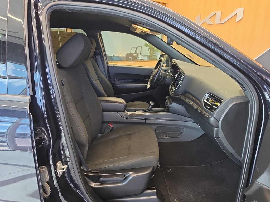 Used 2024 Dodge Durango SXT w/ 3rd Row Seating Group RWD image 49