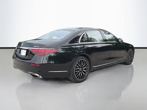 Used 2023 Mercedes-Benz S 580 4MATIC Sedan image 5