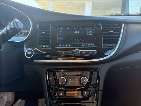 Used 2022 Buick Encore Preferred w/ Safety Package image 21