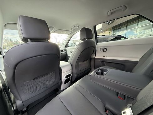 Certified 2025 Hyundai Ioniq 5 SEL image 15