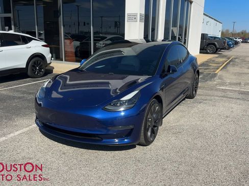 Used 2021 Tesla Model 3 Performance image 1