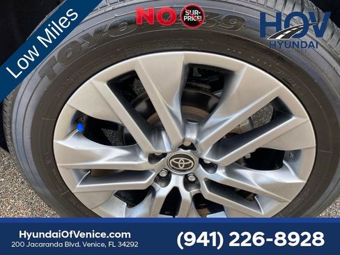 Used 2023 Toyota RAV4 Limited FWD image 12