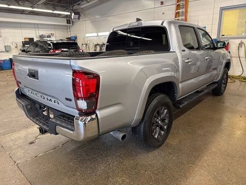 Used 2023 Toyota Tacoma SR5 w/ Black Out Package (TMS) AWD/4WD image 6