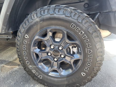 Used 2023 Jeep Wrangler Unlimited w/ 8.4" Radio Group AWD/4WD image 18