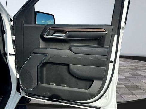 Used 2023 Chevrolet Silverado 1500 LT RWD image 30
