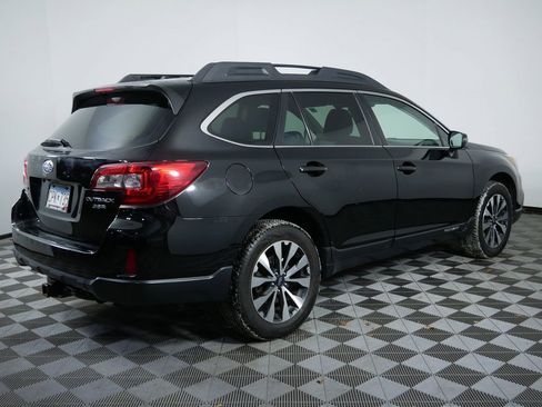 Used 2015 Subaru Outback 3.6R Limited image 8