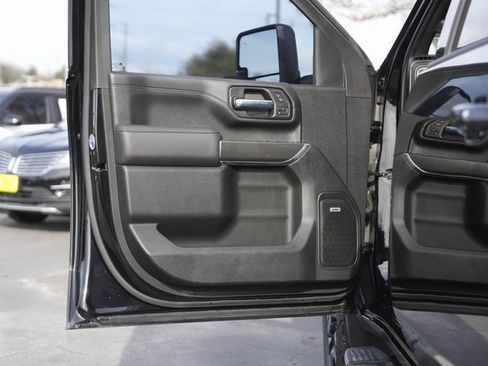 Used 2020 GMC Sierra 2500 AT4 w/ AT4 Premium Package image 30