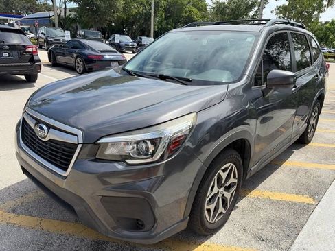 Used 2020 Subaru Forester Premium AWD/4WD image 2