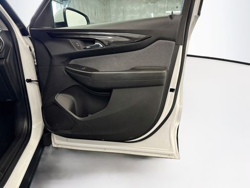 Used 2025 Chevrolet TrailBlazer LT FWD image 30