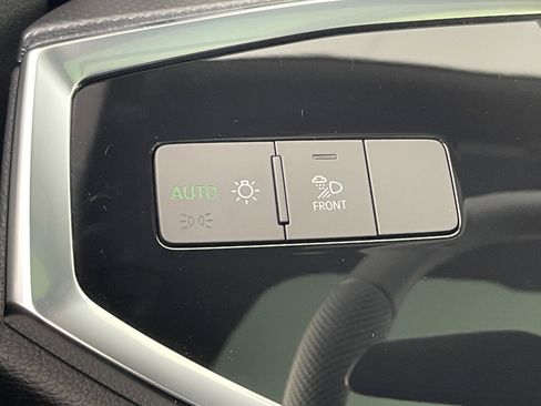 New 2025 Audi Q3 2.0T Premium Plus image 25