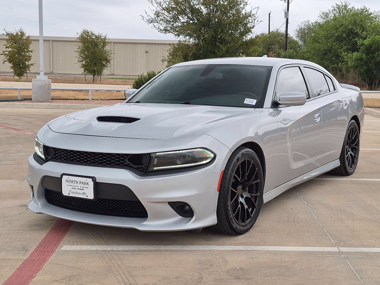 Used 2022 Dodge Charger R/T w/ Performance Handling Group RWD image 7