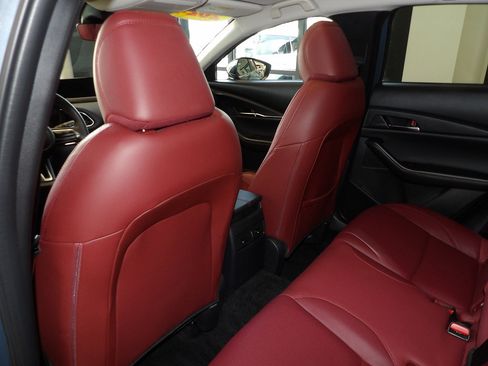Certified 2024 MAZDA CX-30 AWD 2.5 S w/ Preferred Package image 22