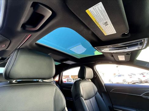 Used 2023 Audi A8 L 3.0T image 13