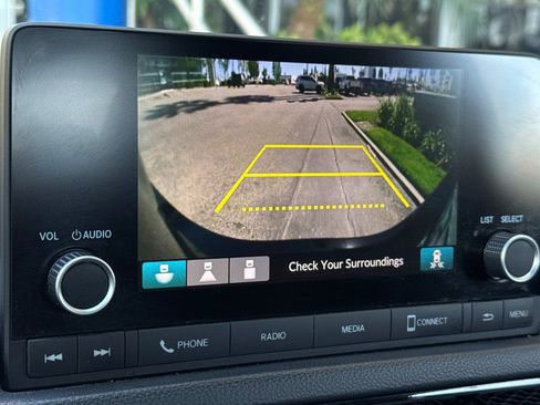 Used 2025 Honda Civic Sport image 18