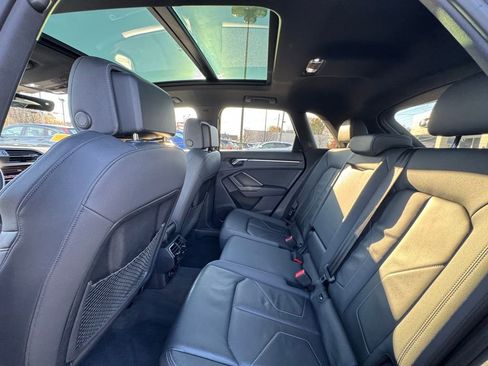 Used 2023 Audi Q3 2.0T Premium Plus image 18