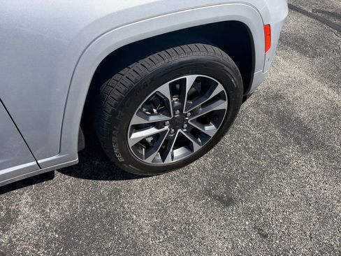 Used 2021 Jeep Grand Cherokee L Overland w/ Luxury Tech Group IV image 30