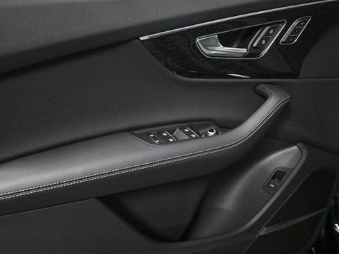 New 2025 Audi Q7 3.0T Premium Plus image 6