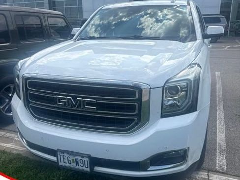 Used 2020 GMC Yukon SLT AWD/4WD image 1