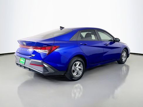 Used 2024 Hyundai Elantra SE FWD image 10