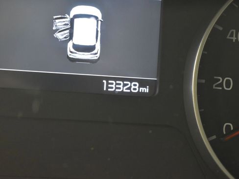 Used 2023 Kia Seltos S image 15