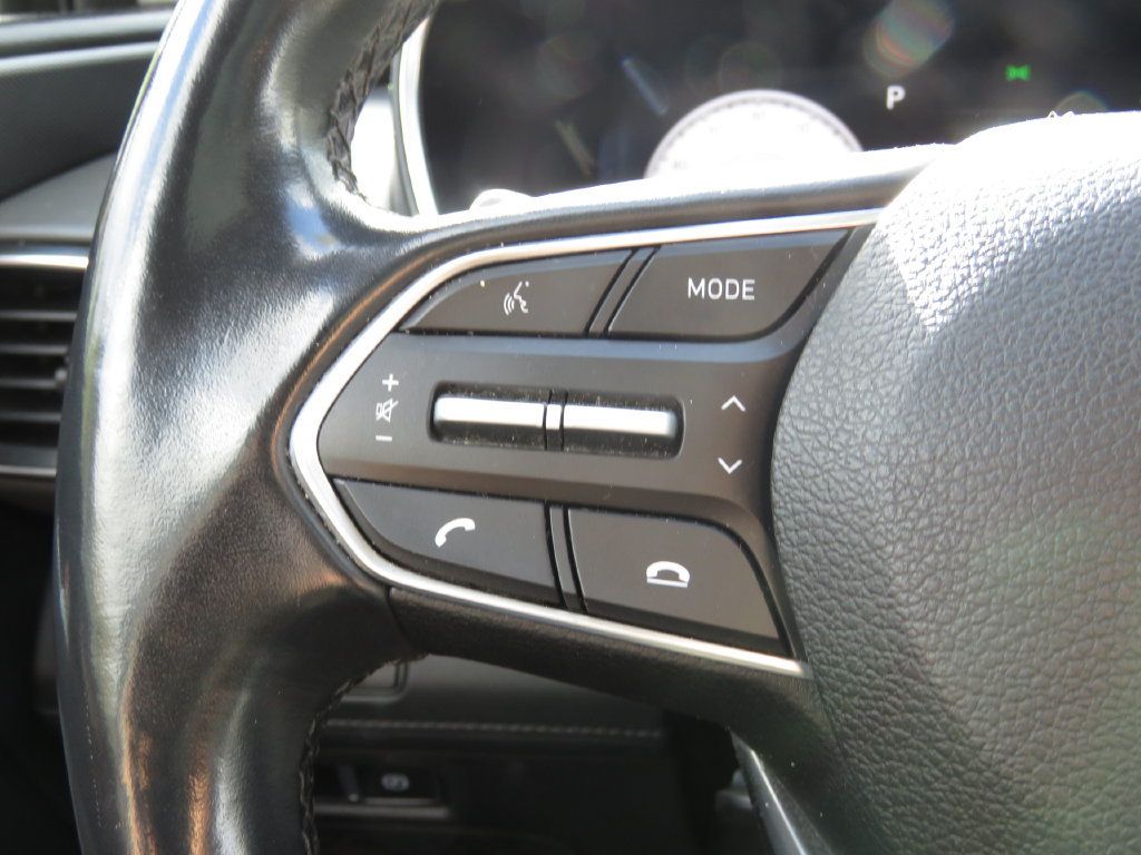 Used 2021 Hyundai Santa Fe Limited AWD/4WD image 22