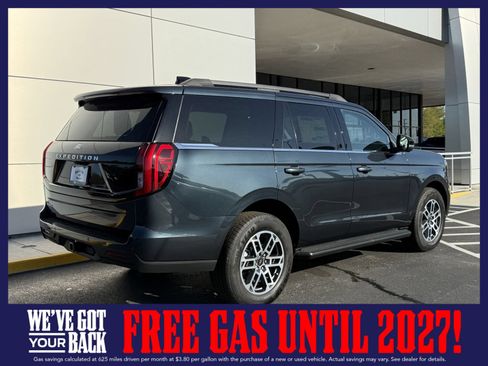 New 2026 Ford Expedition Active RWD image 6
