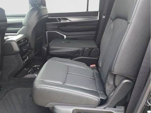 New 2026 Jeep Grand Wagoneer Limited AWD/4WD image 21