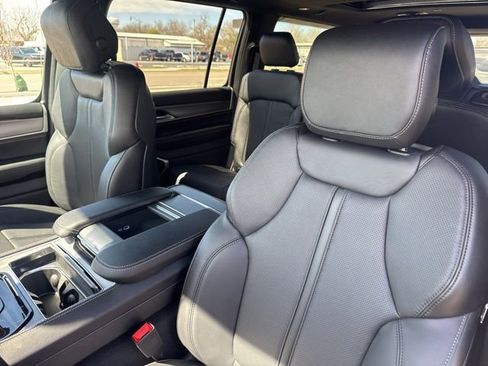 New 2026 Jeep Grand Wagoneer L Limited AWD/4WD image 11