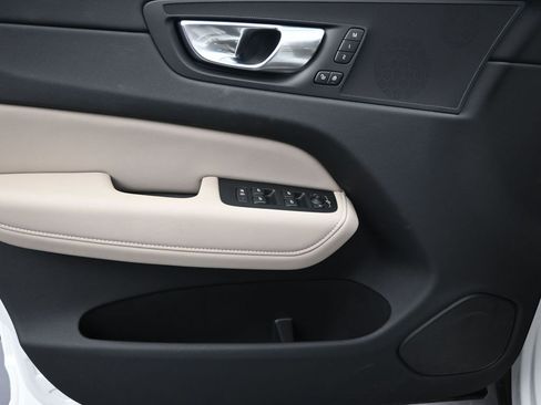 New 2026 Volvo XC60 T8 Core AWD/4WD image 11