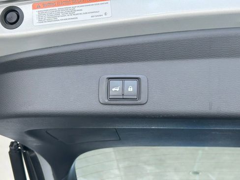 Used 2024 Mitsubishi Outlander SEL FWD image 33