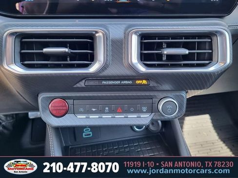 Used 2024 Ford Mustang GT Premium w/ GT Performance Package RWD image 23