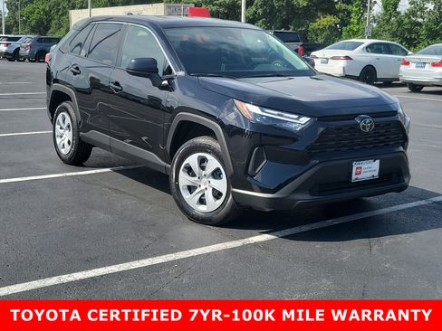 Certified 2025 Toyota RAV4 LE AWD/4WD image 1