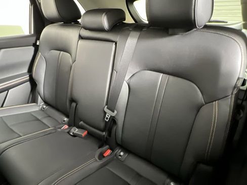 Certified 2025 MAZDA CX-70 3.3 Turbo w/ Premium Package image 24