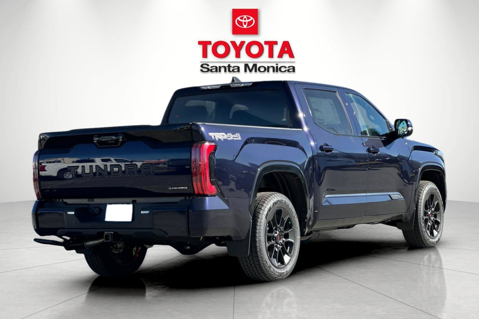 New 2026 Toyota Tundra Platinum w/ Tow Tech Package AWD/4WD image 3