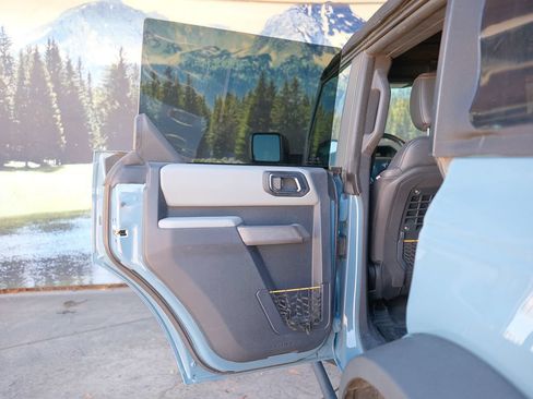Used 2021 Ford Bronco Badlands w/ Sasquatch Package AWD/4WD image 36